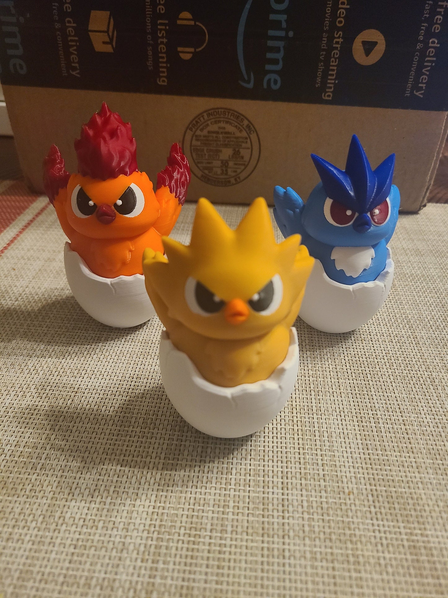 Set of 3 Legendary Birds Cute Figure Pokemon Zapdos Articuno Moltres retro Nintendo Pikachu